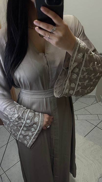 Abaya Inaya
