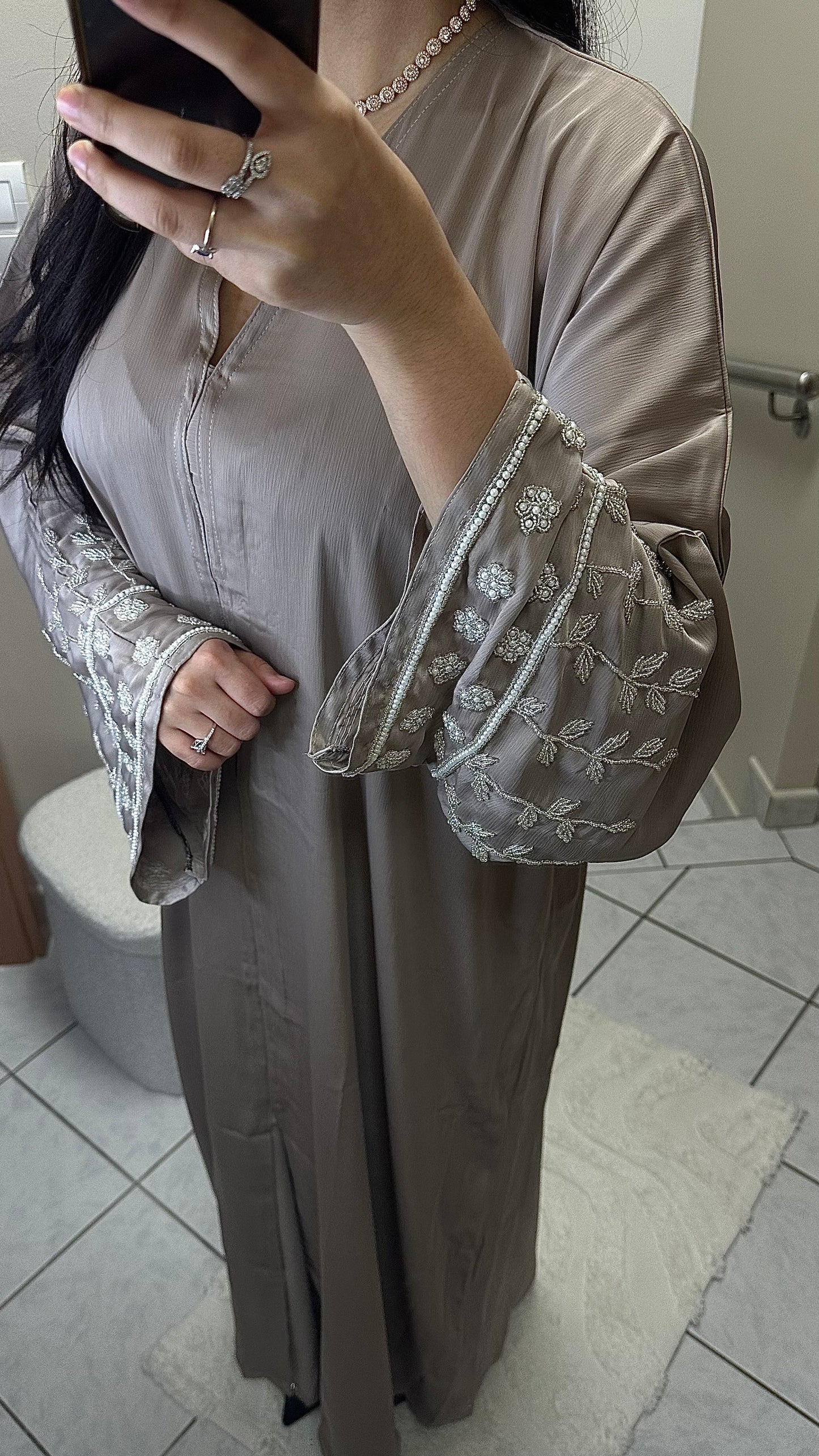 Abaya Inaya